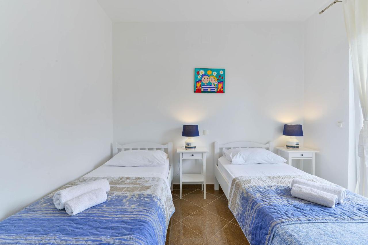 Apartments Kampanel Turanj Exterior photo